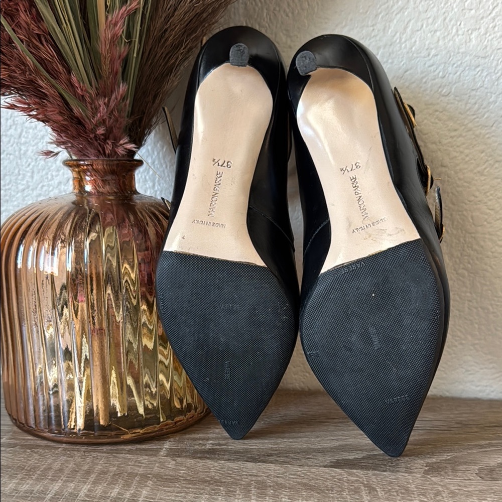 Chic Marion Park Black Multi-Strap Heels - Picture 5 of 5